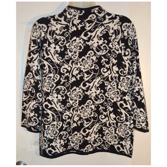 NEW JM Collection Macy's Black & White Sweater Knit Women's Size PET/SM Long Slv - Picture 5 of 5